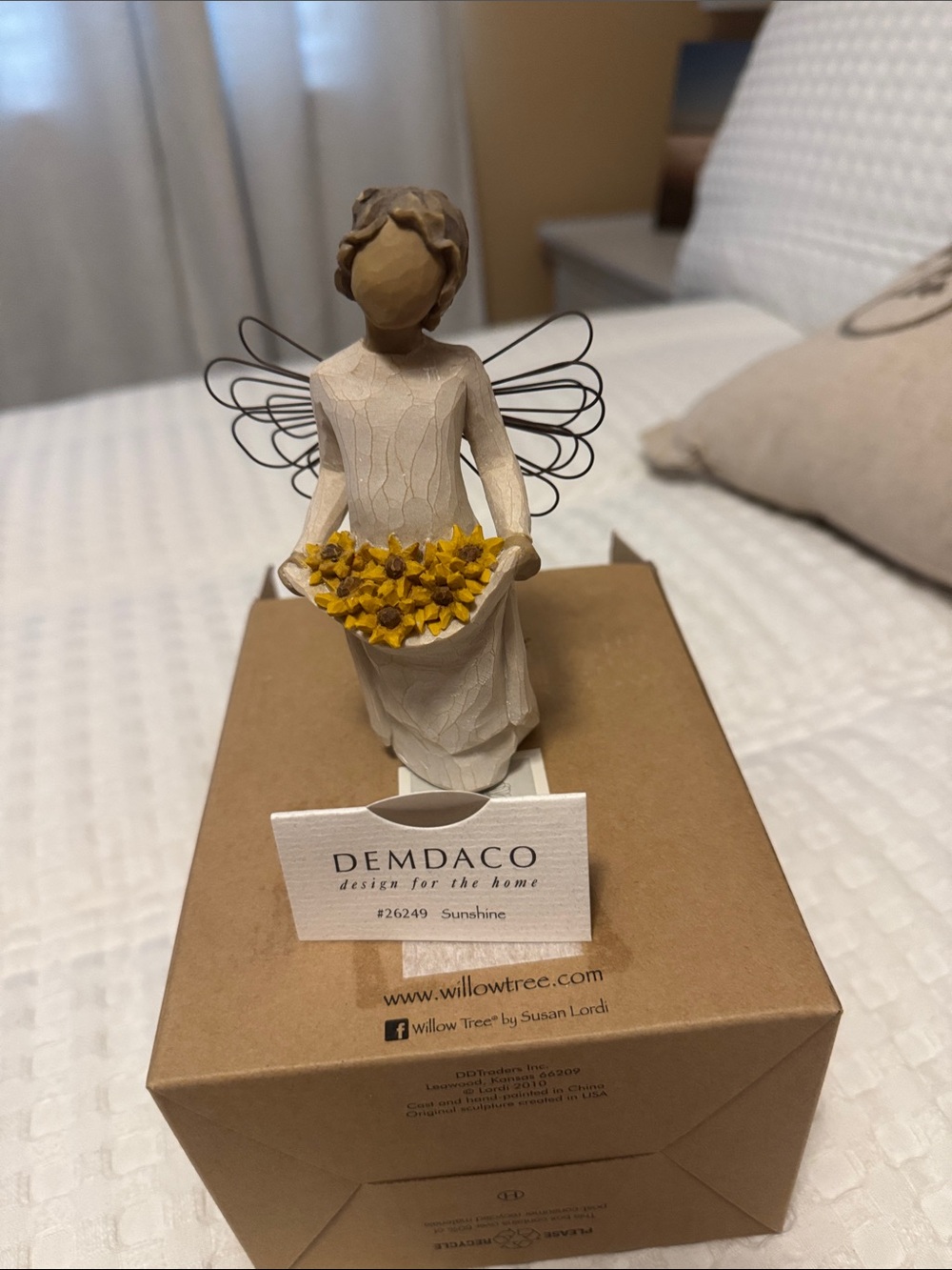 Willow Tree Cream Angel Figurine with Yellow Flowers